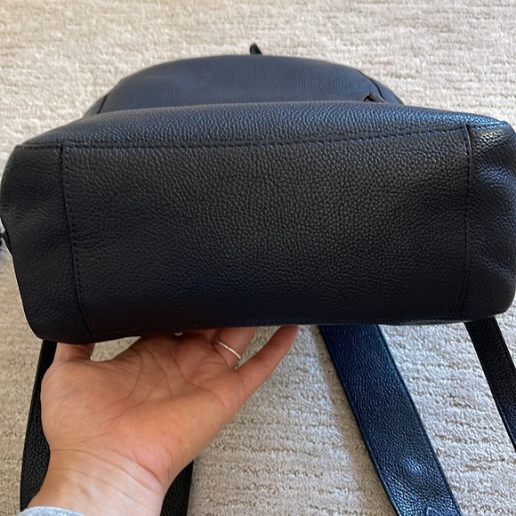 COACH Metropolitan Soft Backpack - Picture 3 of 9